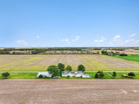 8902 S 900 E Road Walkerton IN 46574