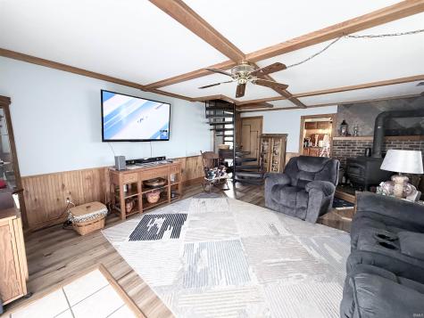 8902 S 900 E Road Walkerton IN 46574