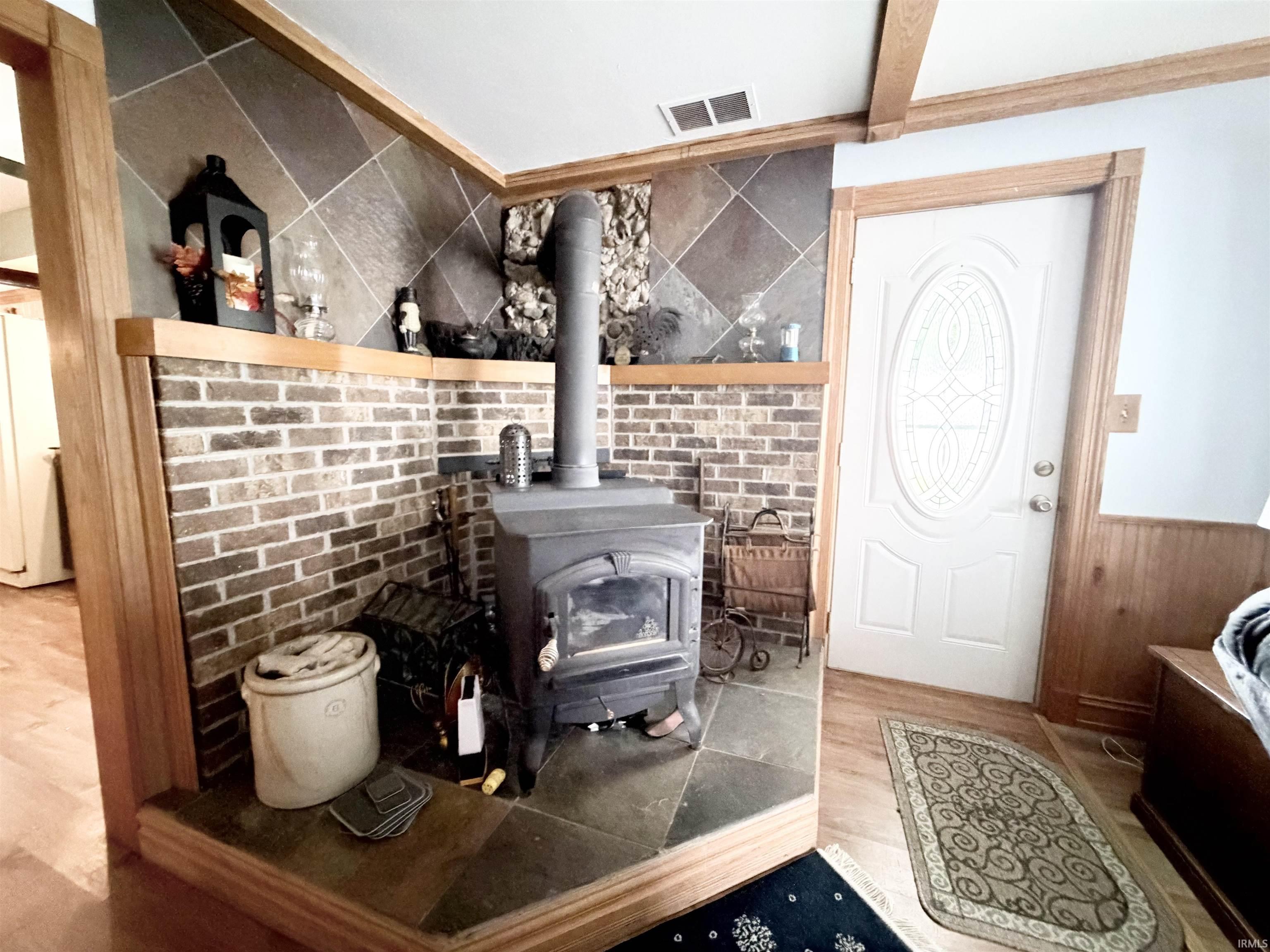 8902 S 900 E Road Walkerton IN 46574