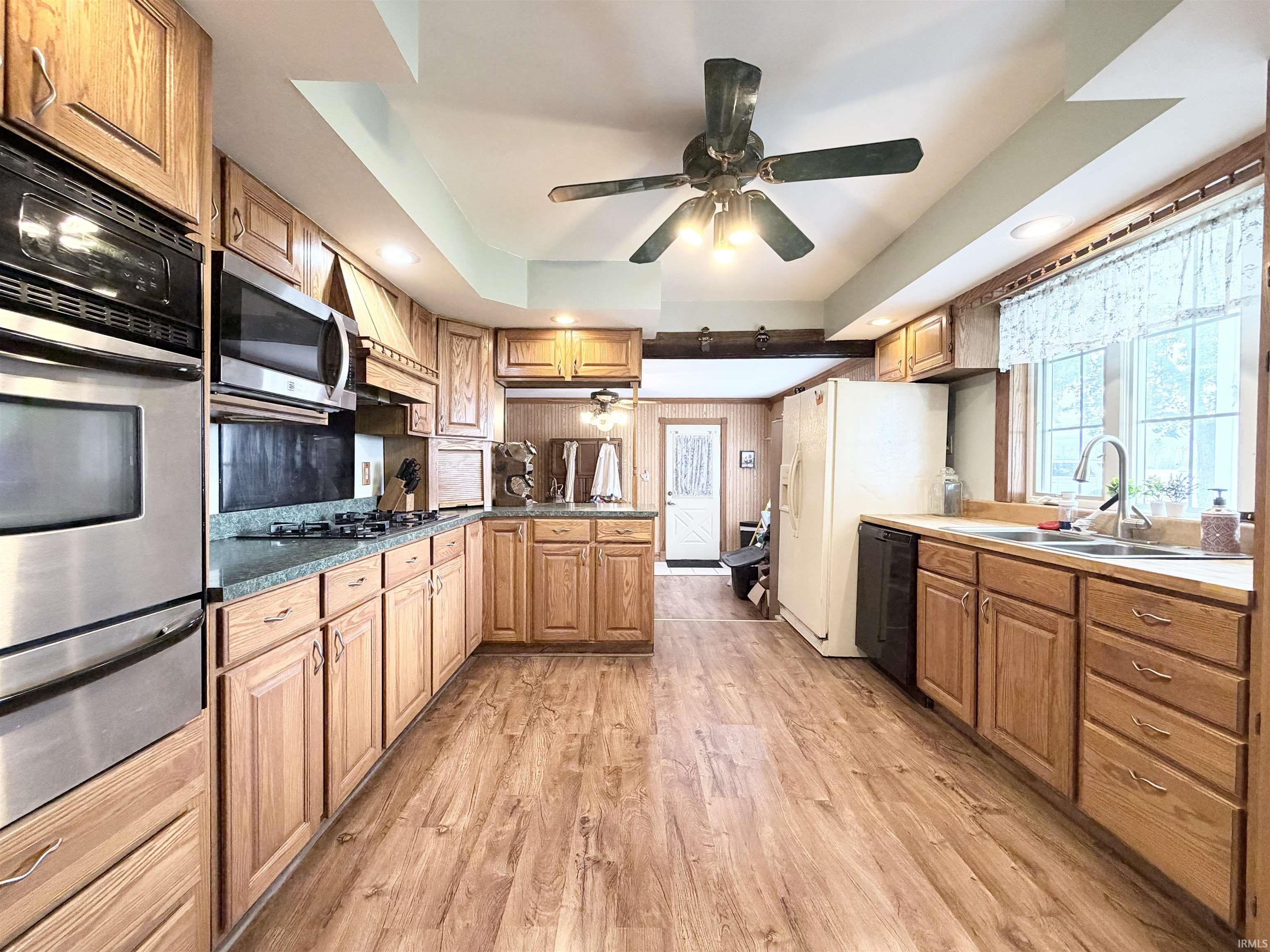 8902 S 900 E Road Walkerton IN 46574