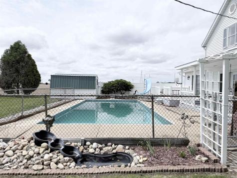 8902 S 900 E Road Walkerton IN 46574