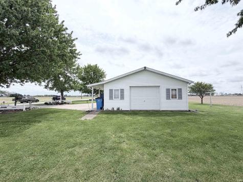 8902 S 900 E Road Walkerton IN 46574