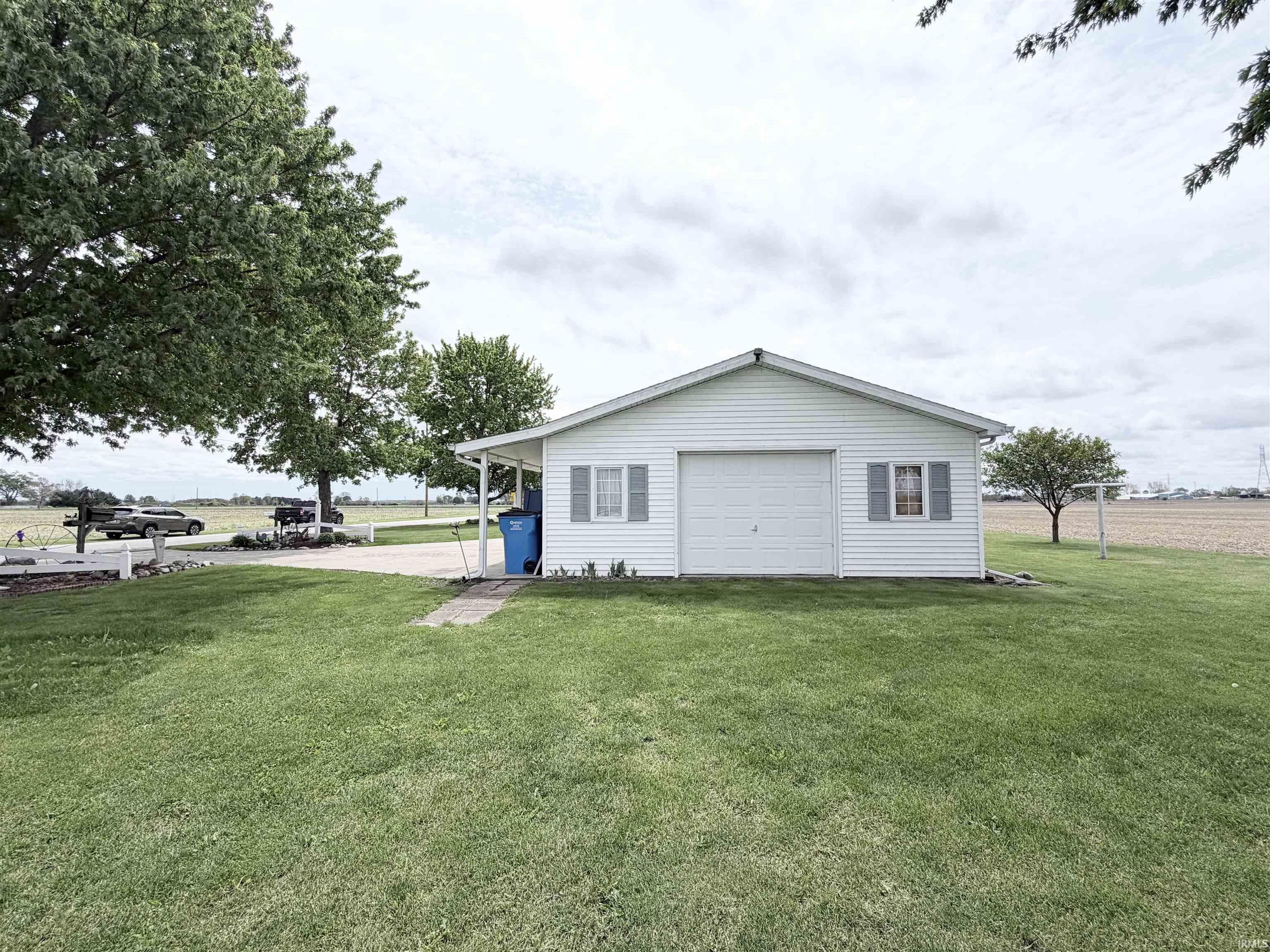 8902 S 900 E Road Walkerton IN 46574