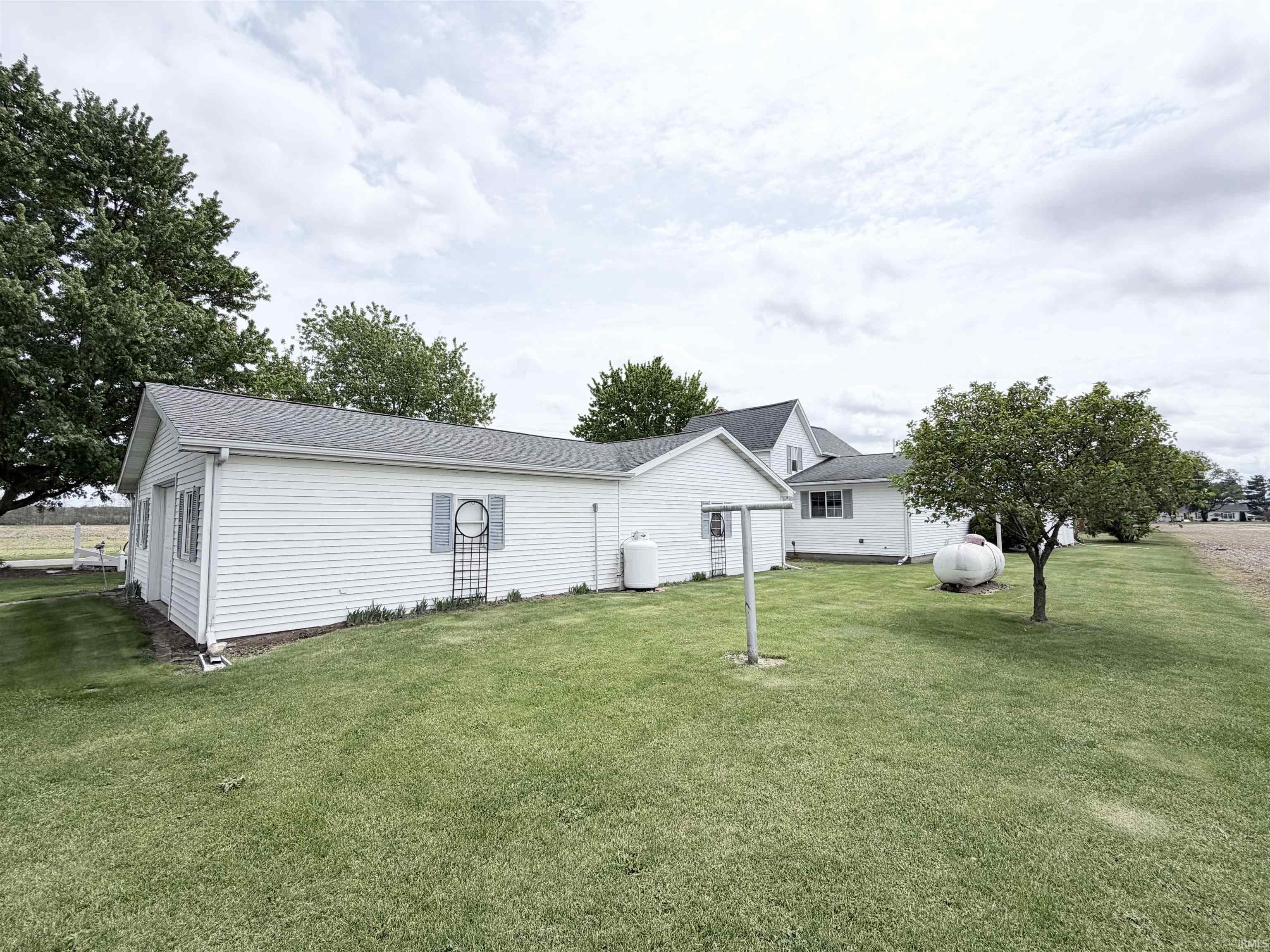 8902 S 900 E Road Walkerton IN 46574