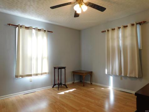 101 N Neer Drive Silver Lake IN 46982