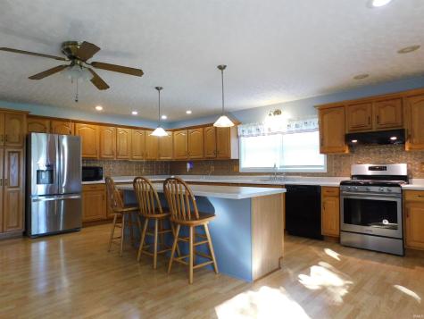 101 N Neer Drive Silver Lake IN 46982