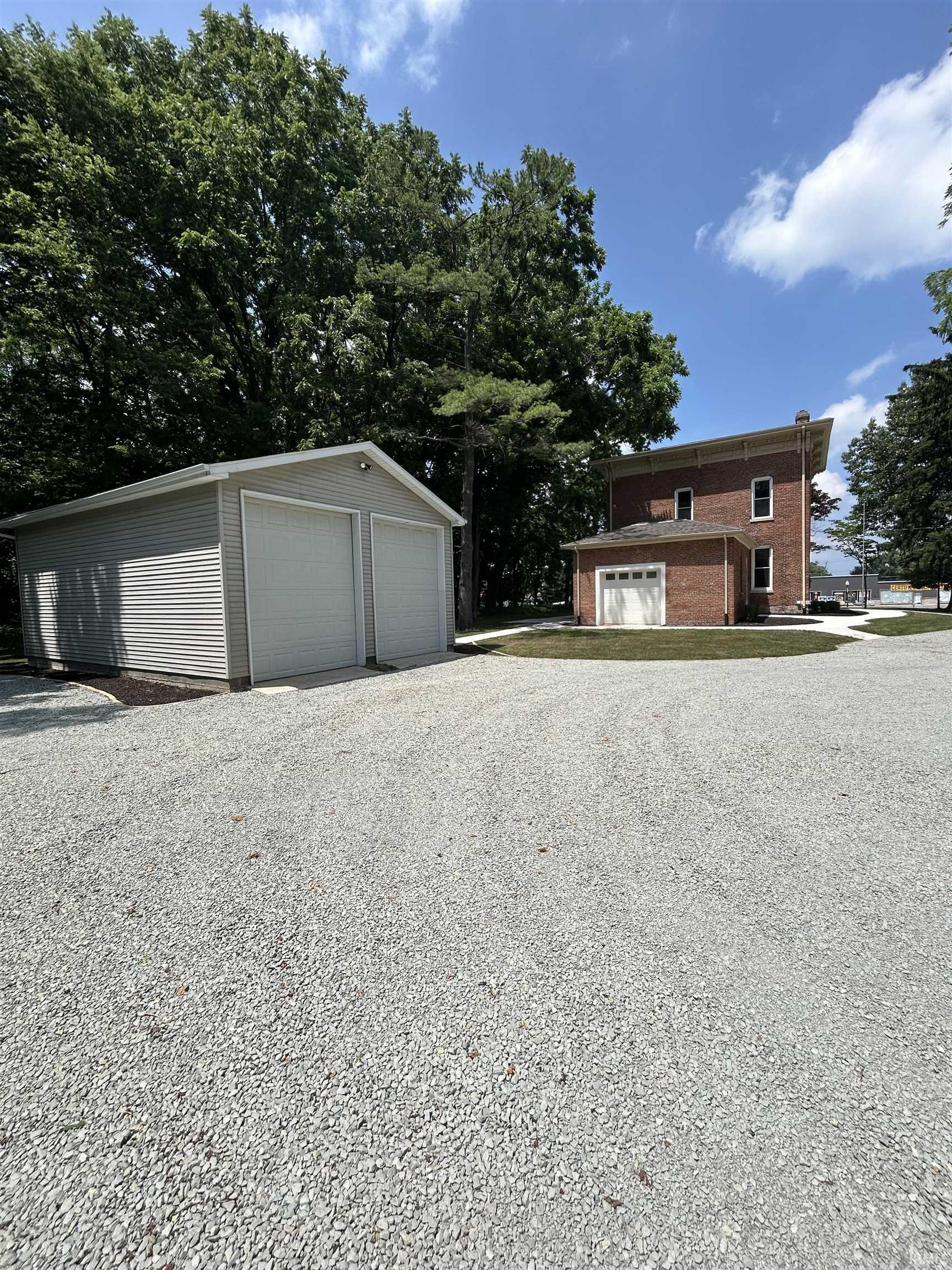 732 W Michigan Street New Carlisle IN 46552