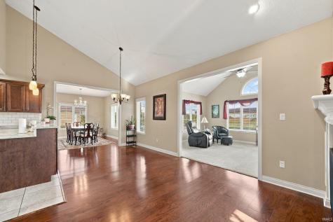 5504 N Lakeshore Drive Muncie IN 47304