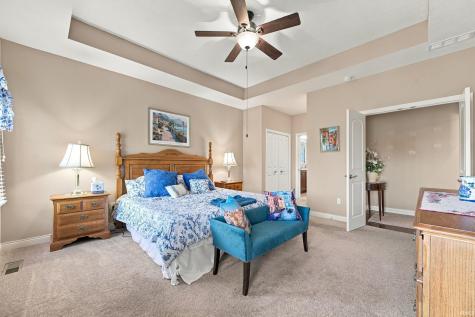 5504 N Lakeshore Drive Muncie IN 47304