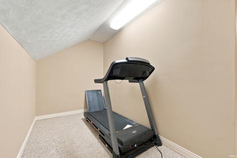 5504 N Lakeshore Drive Muncie IN 47304