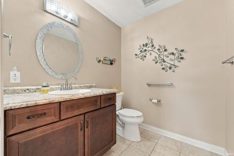 5504 N Lakeshore Drive Muncie IN 47304