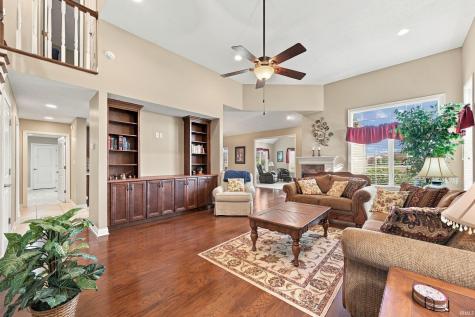 5504 N Lakeshore Drive Muncie IN 47304