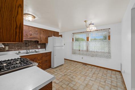 5110 Camelot Drive Fort Wayne IN 46815