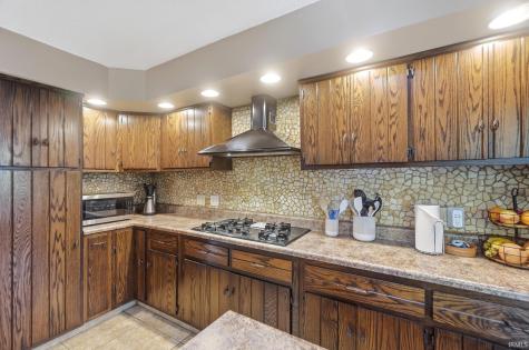 16946 Glacier Ridge Road Fort Wayne IN 46845