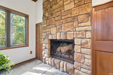 16946 Glacier Ridge Road Fort Wayne IN 46845