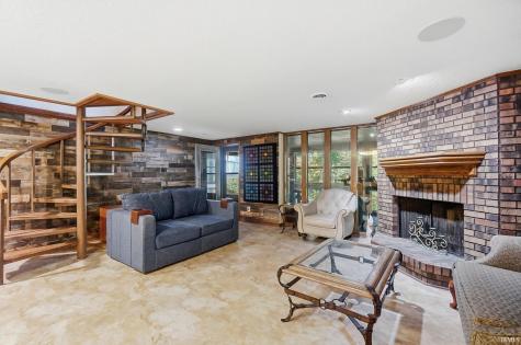 16946 Glacier Ridge Road Fort Wayne IN 46845