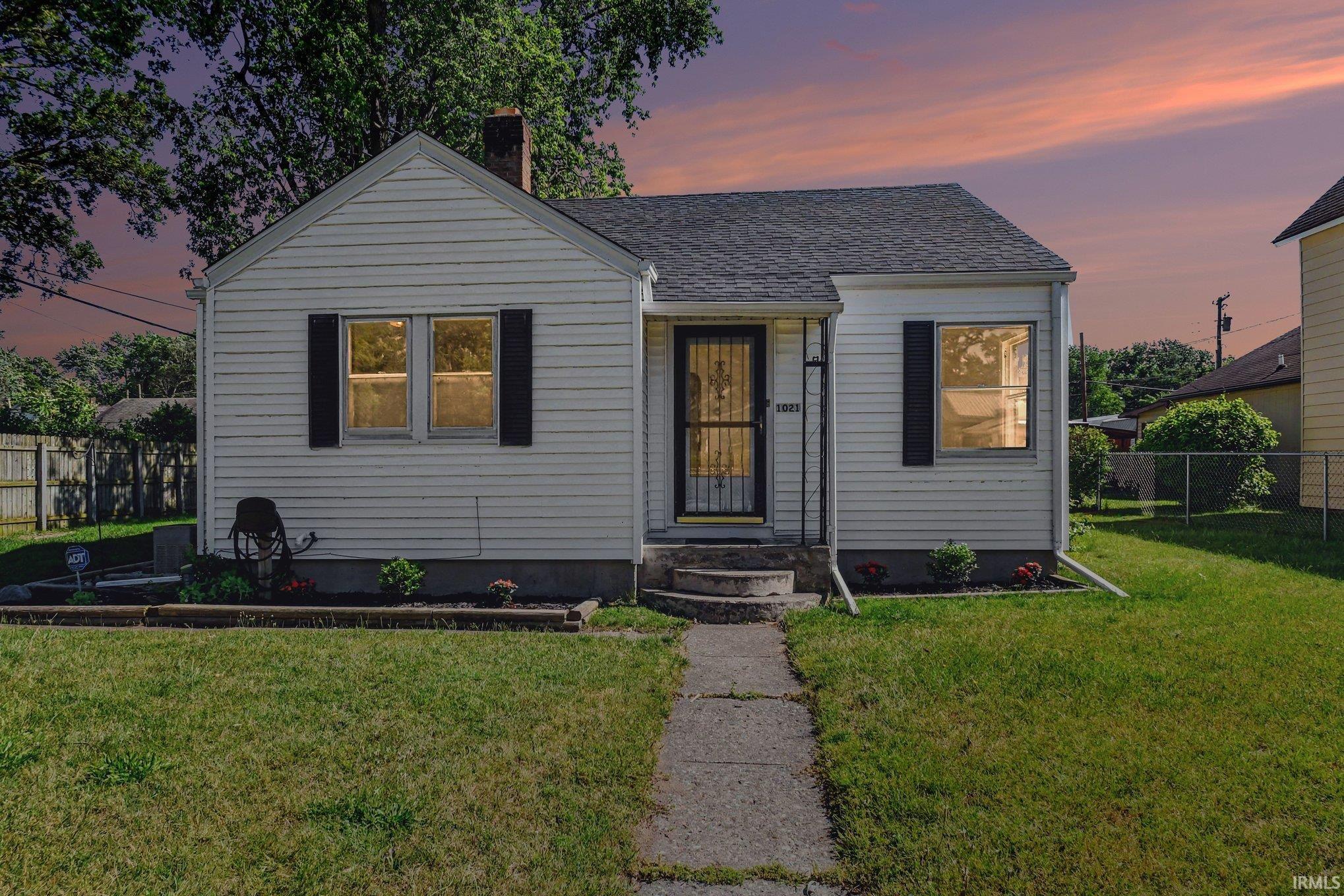 1021 Center Street Elkhart IN 46516