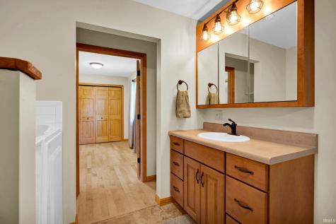708 W Jefferson Street Orleans IN 47452