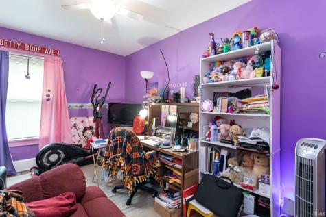 1635 Longley Avenue South Bend IN 46628