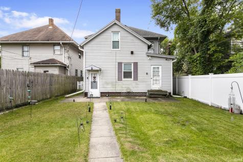 1635 Longley Avenue South Bend IN 46628