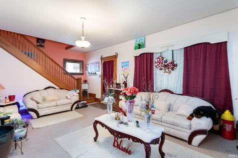 1635 Longley Avenue South Bend IN 46628