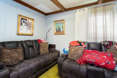 1635 Longley Avenue South Bend IN 46628