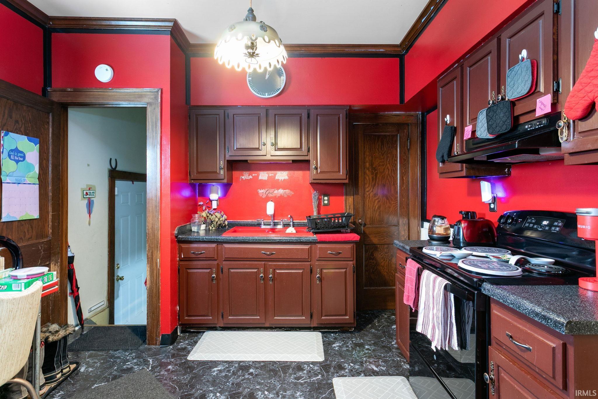 1635 Longley Avenue South Bend IN 46628