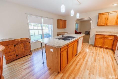 4006 S Little Creek Drive Spencer IN 47460