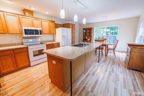 4006 S Little Creek Drive Spencer IN 47460