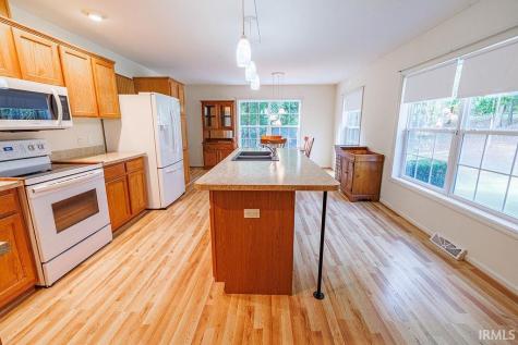 4006 S Little Creek Drive Spencer IN 47460