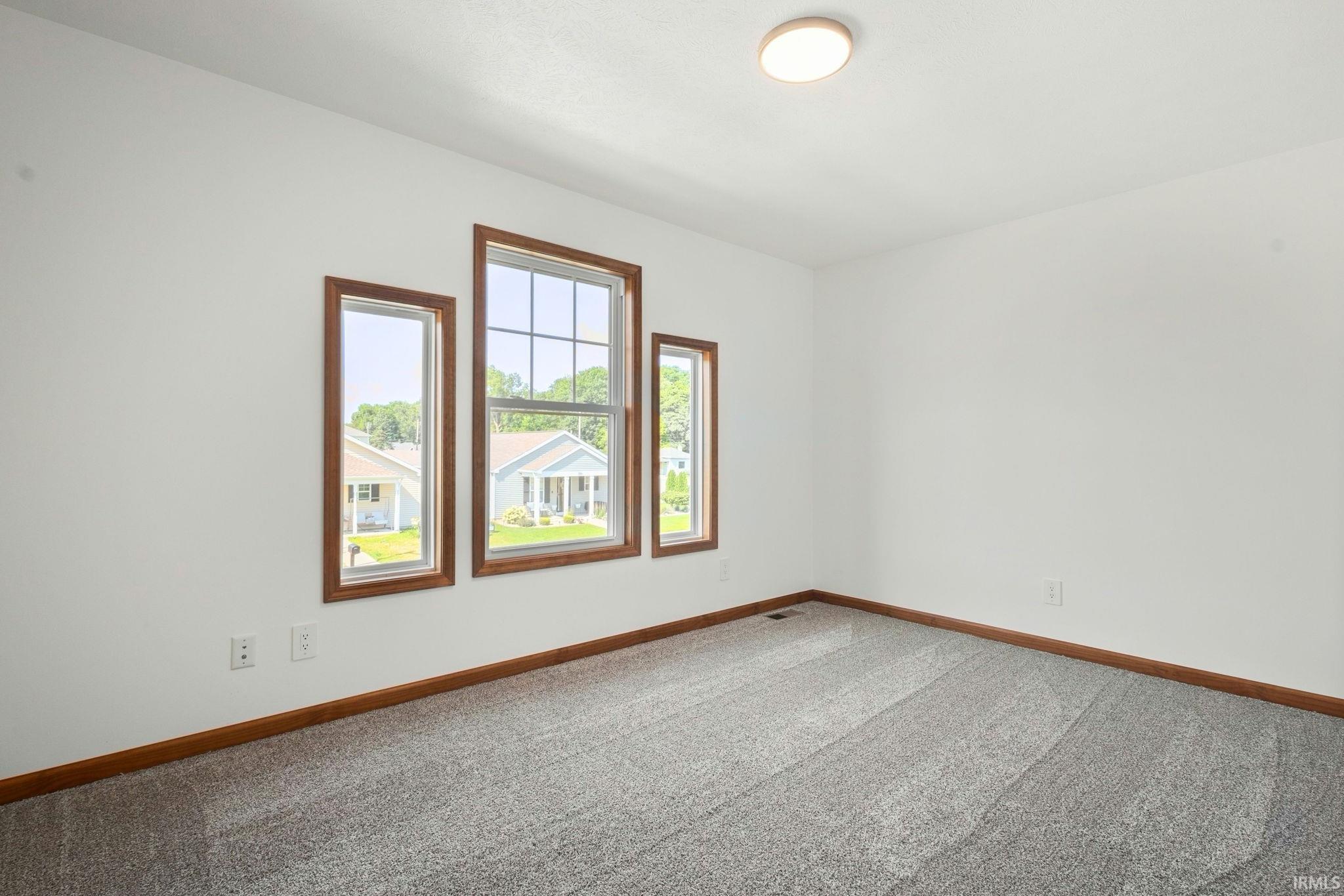 1563 E Edgar East Avenue Mishawaka IN 46545