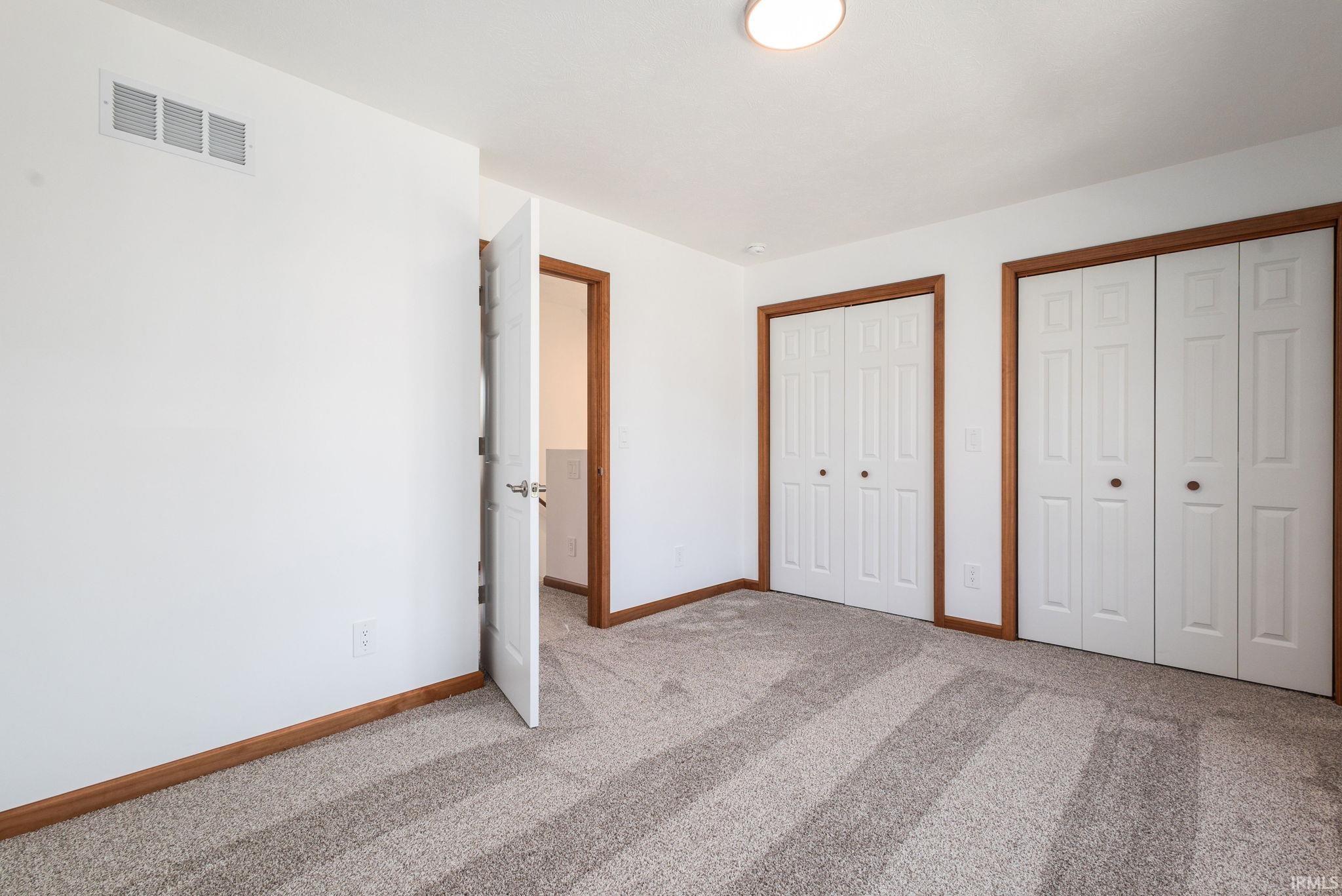 1563 E Edgar East Avenue Mishawaka IN 46545
