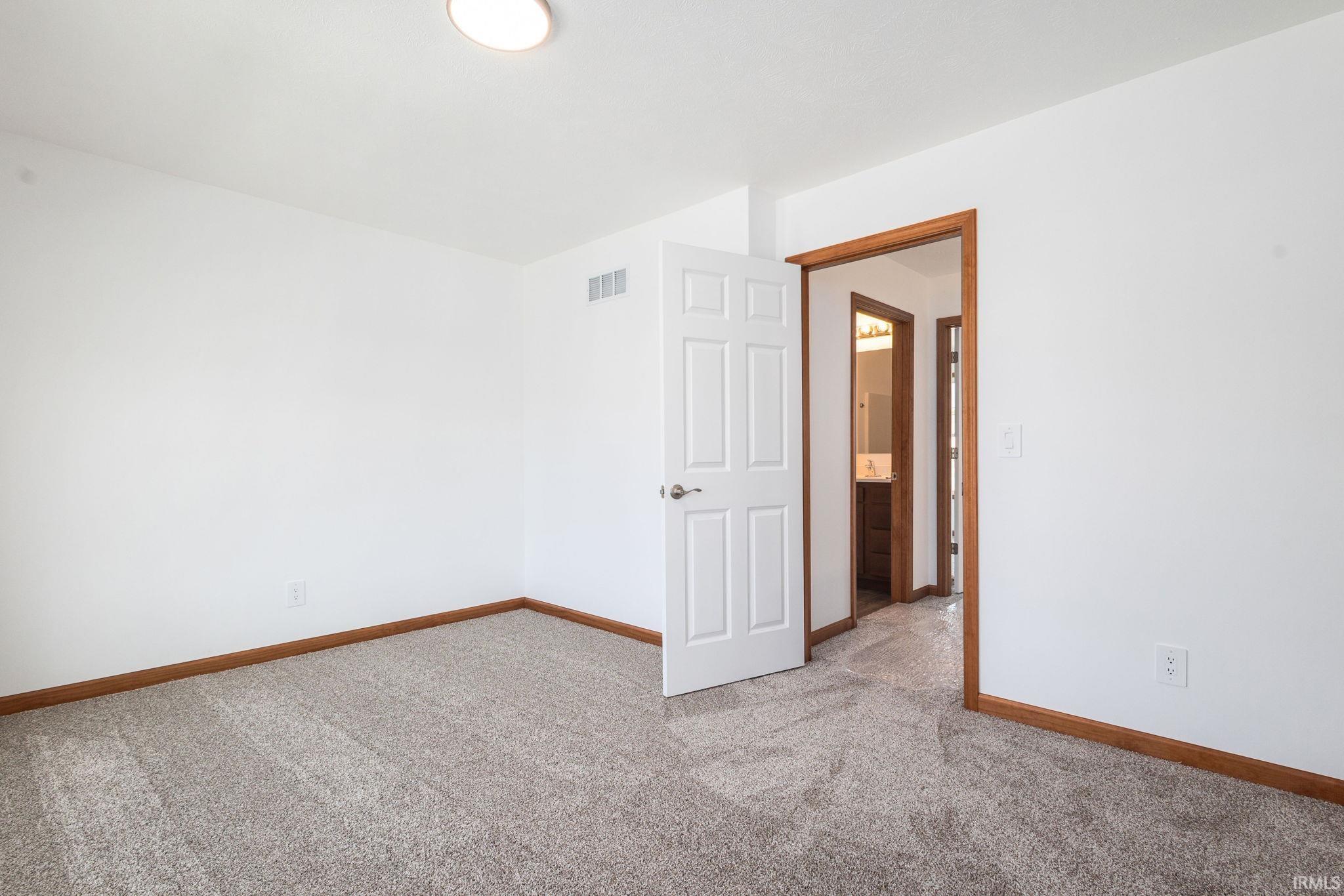 1563 E Edgar East Avenue Mishawaka IN 46545