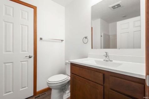 1563 E Edgar East Avenue Mishawaka IN 46545