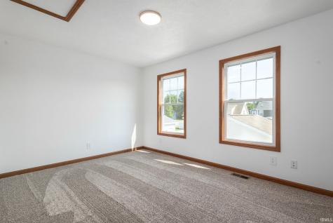 1563 E Edgar East Avenue Mishawaka IN 46545