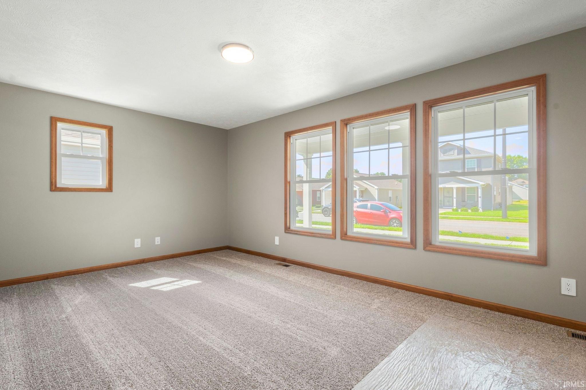 1563 E Edgar East Avenue Mishawaka IN 46545