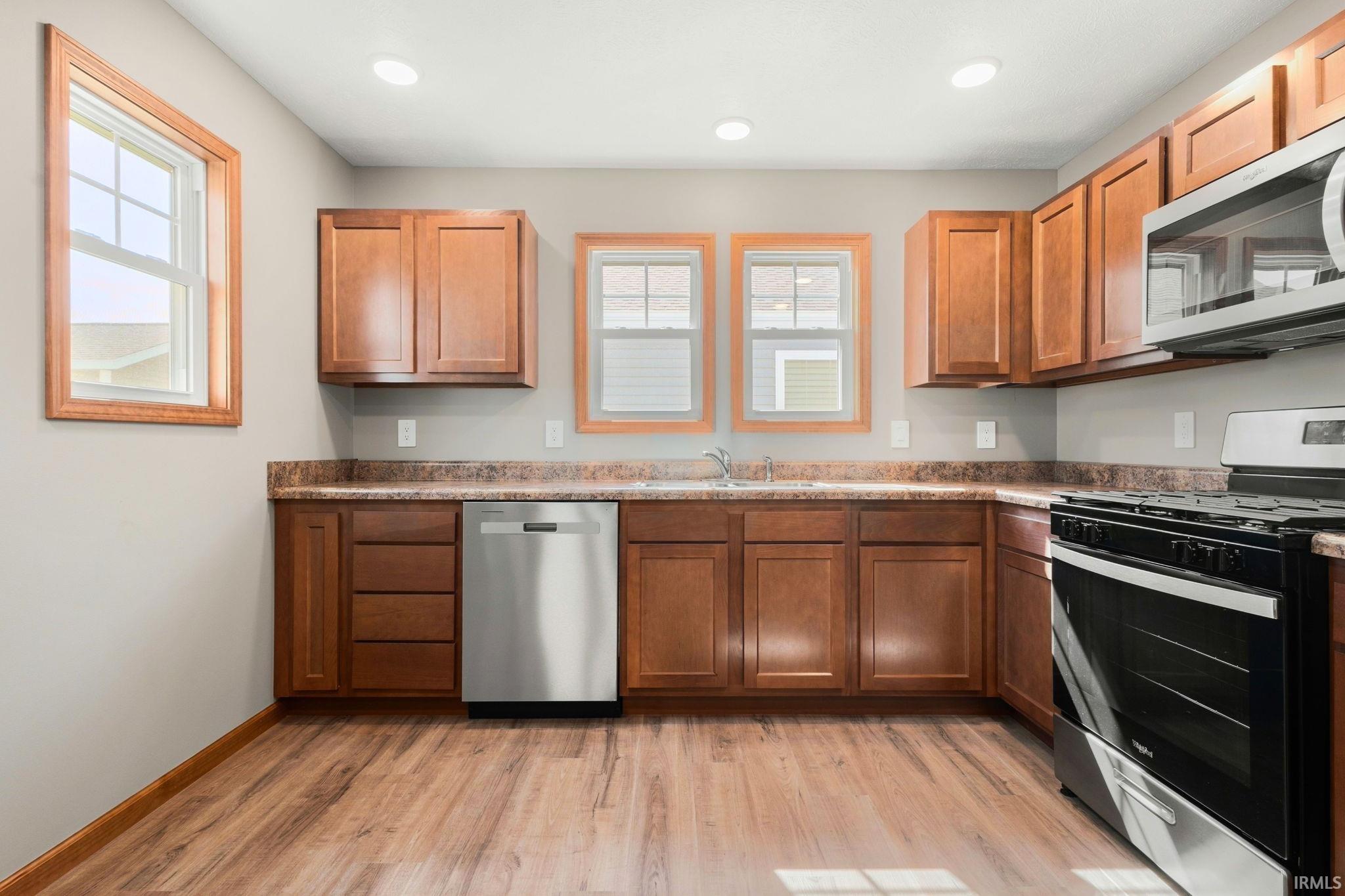 1563 E Edgar East Avenue Mishawaka IN 46545