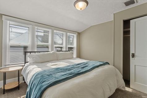 310 N Sunnyside Street South Bend IN 46615