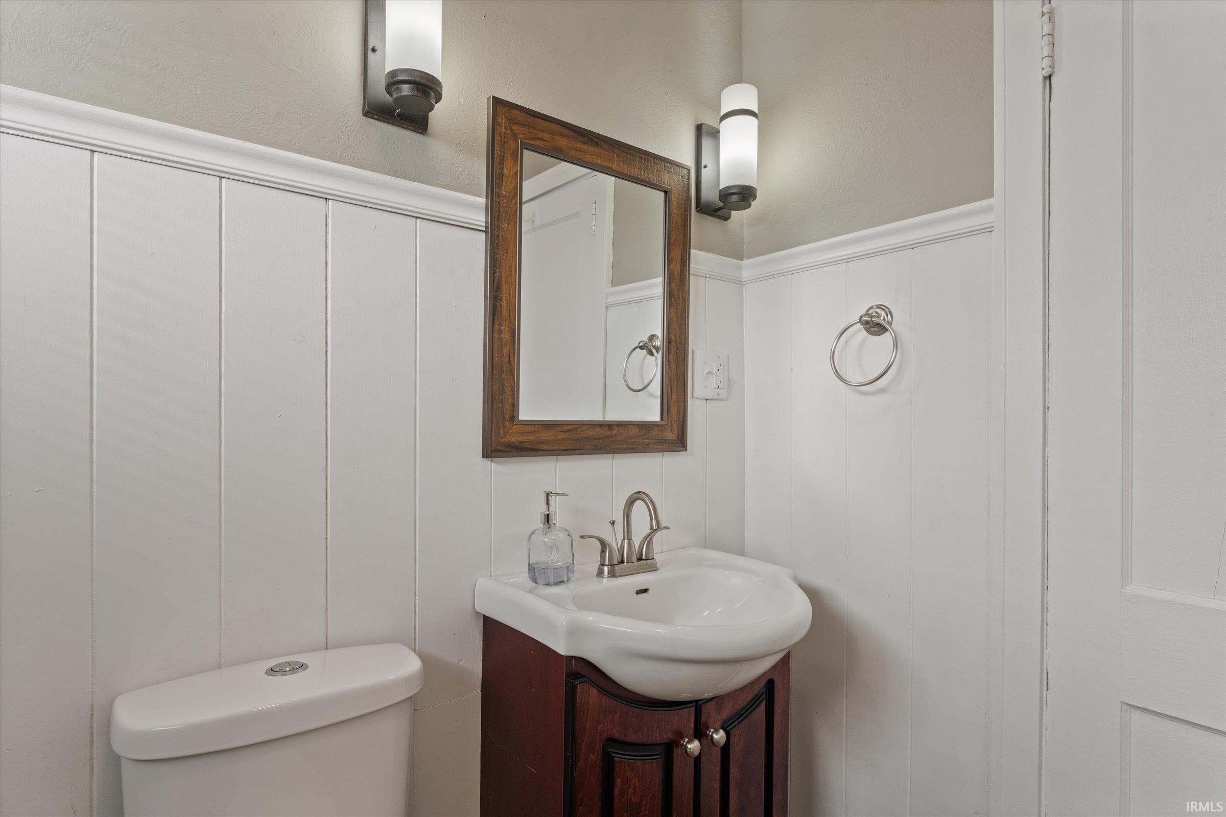 310 N Sunnyside Street South Bend IN 46615