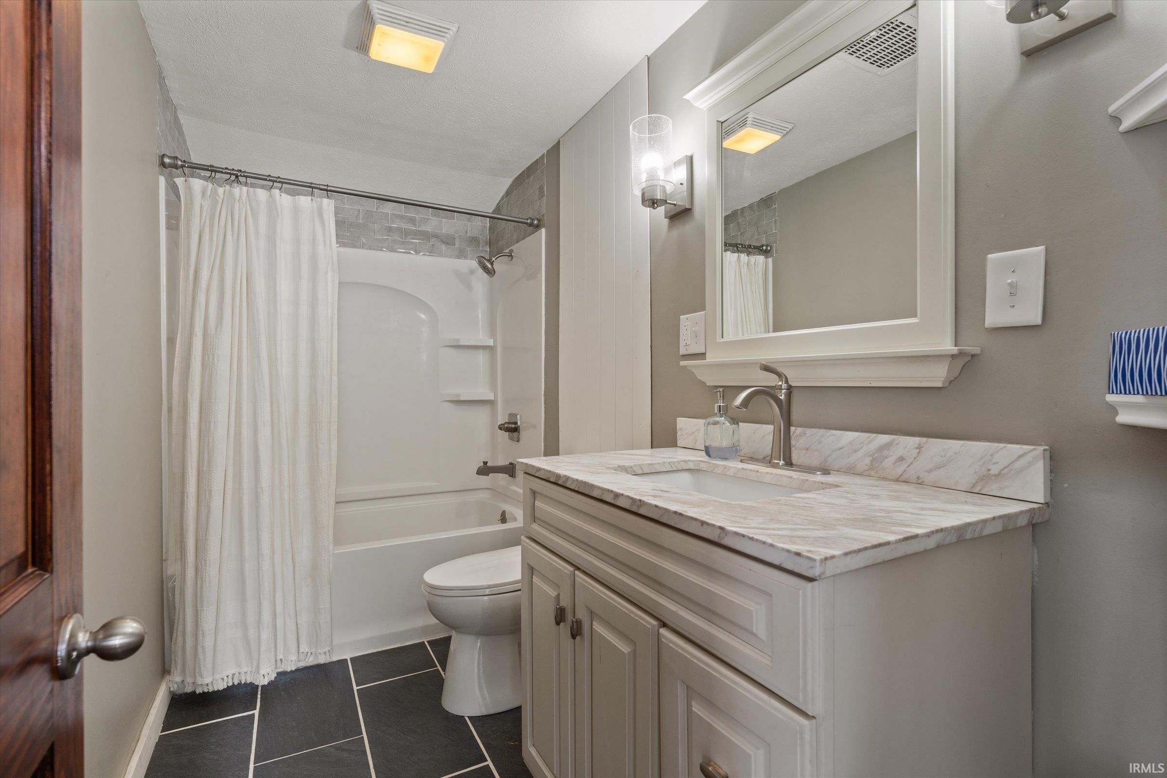 310 N Sunnyside Street South Bend IN 46615
