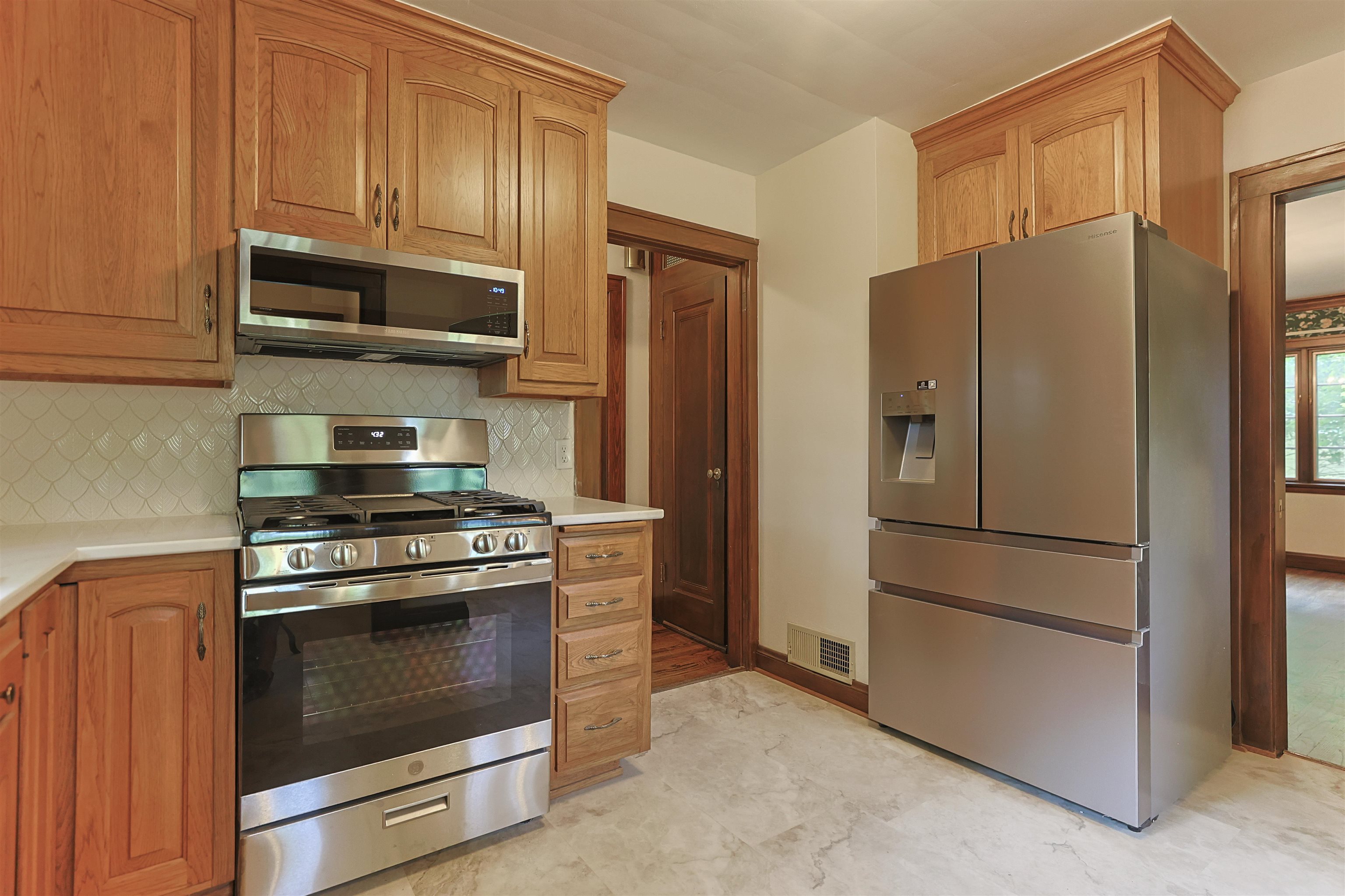 1315 Sunnymede Avenue South Bend IN 46615