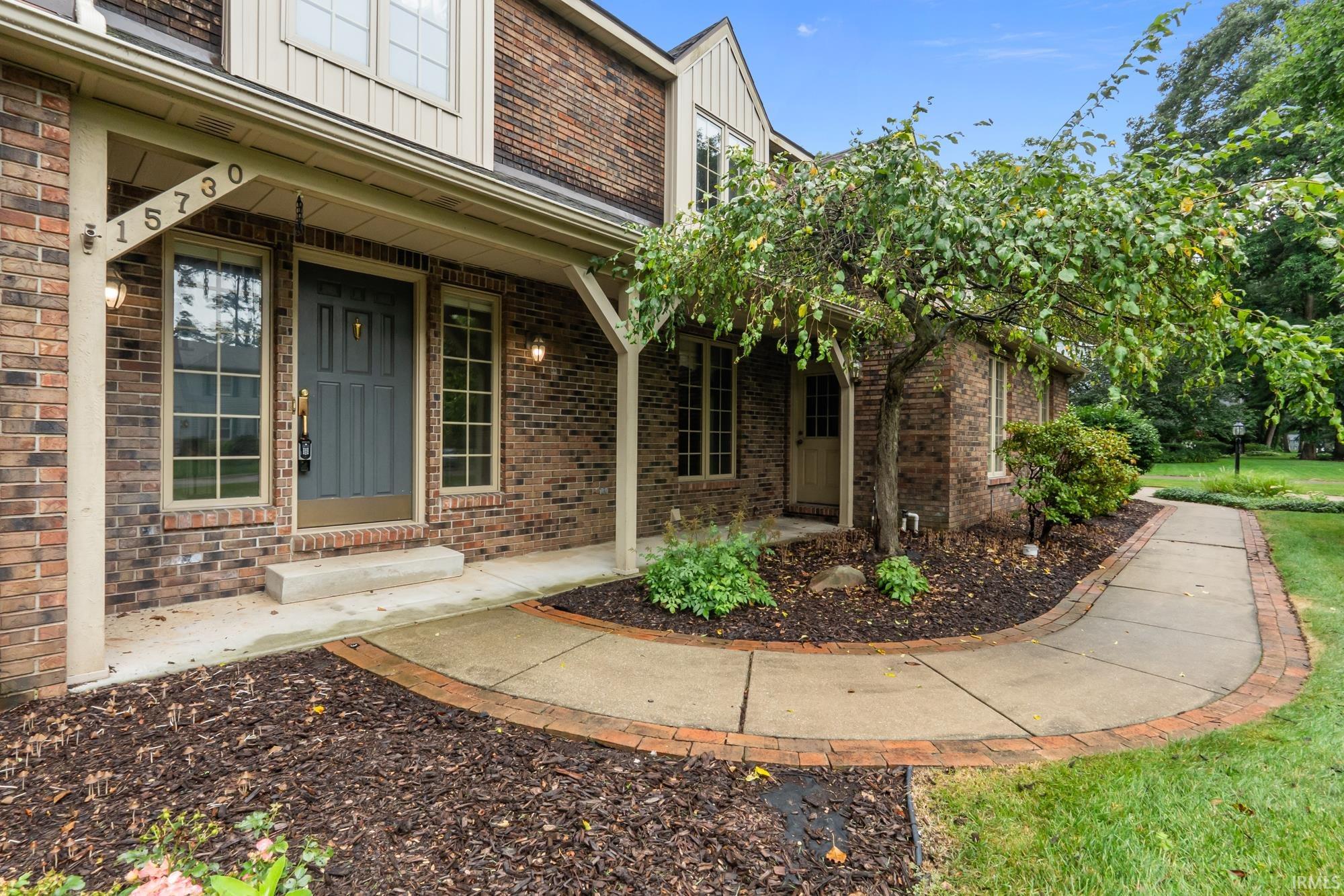 15730 Durham Way Granger IN 46530