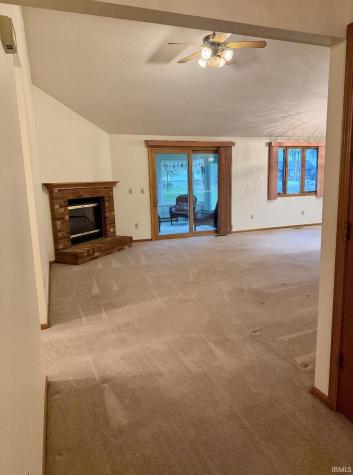627 Bosuns Drive Fort Wayne IN 46819