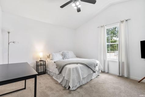 8827 Goshawk Lane Fort Wayne IN 46825
