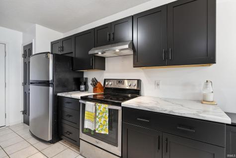 8827 Goshawk Lane Fort Wayne IN 46825