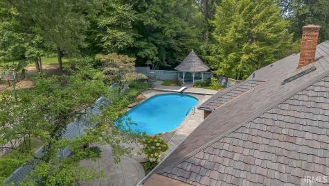 648 S Woodscrest Drive Bloomington IN 47401