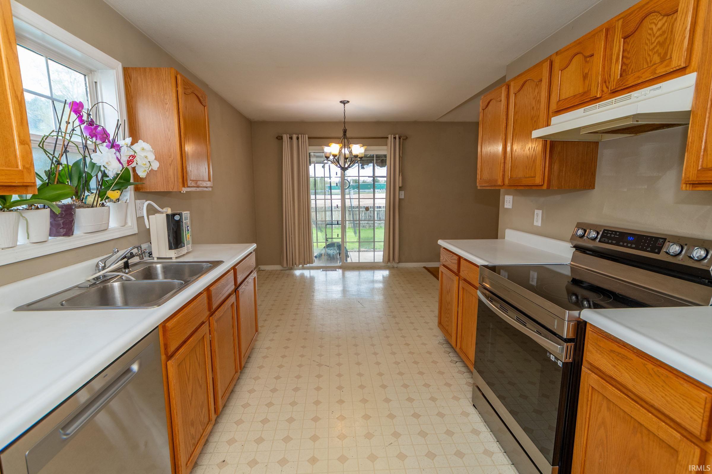 3208 Sand Wood Drive South Bend IN 46628