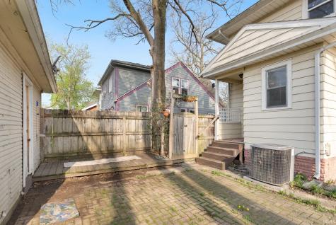 403 Englewood Court Fort Wayne IN 46807