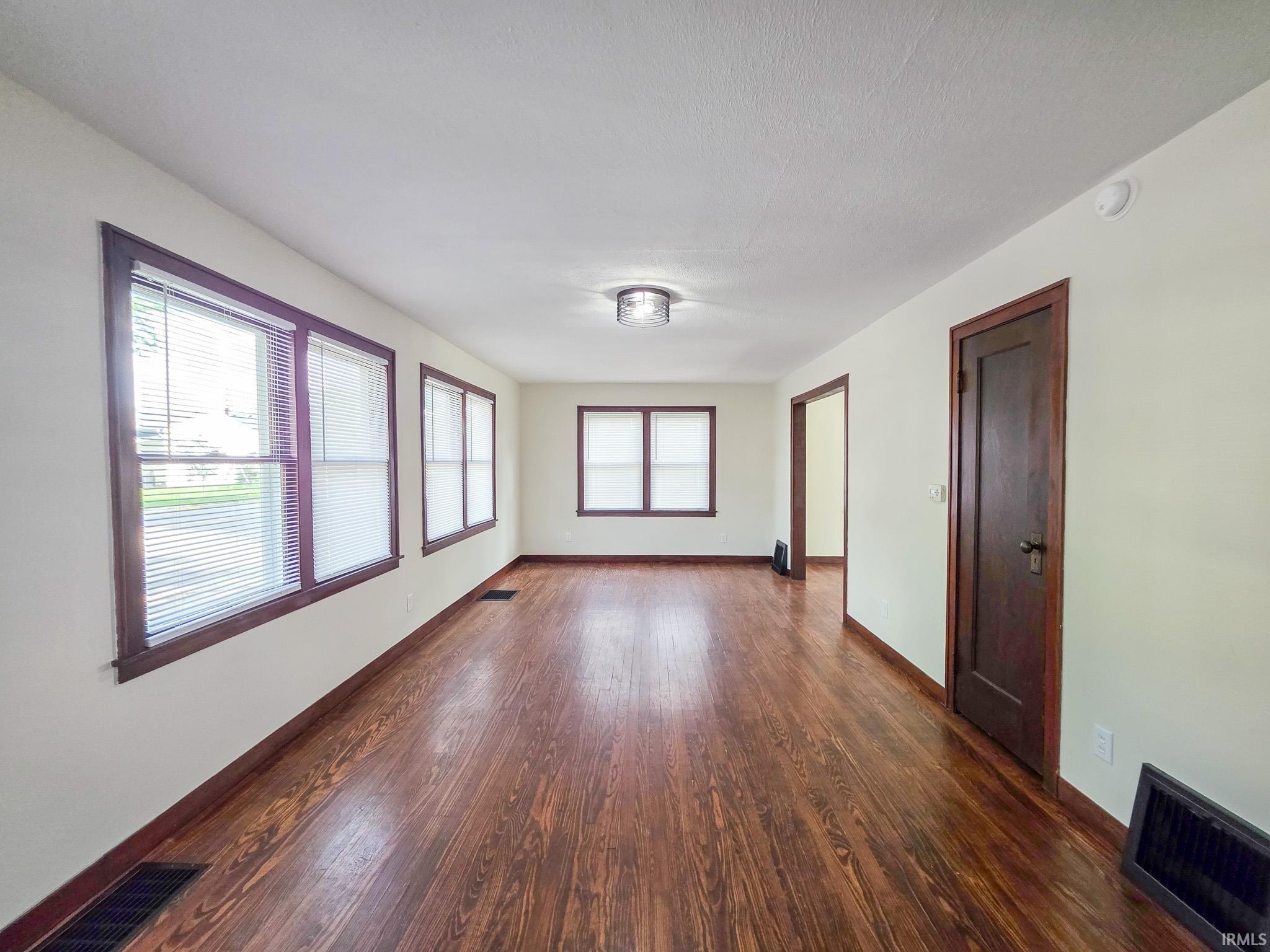 109 N Indiana Avenue Goshen IN 46526