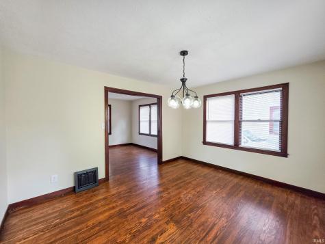 109 N Indiana Avenue Goshen IN 46526